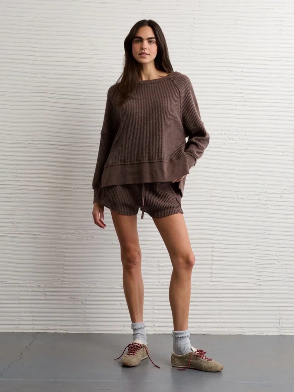 NWT American Eagle Outfitters Big Hug Off-the-Shoulder Brown Sweatshirt Size XS